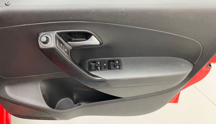 2015 Volkswagen Polo GT TSI AT, Petrol, Automatic, 1,05,518 km, Driver Side Door Panels Control