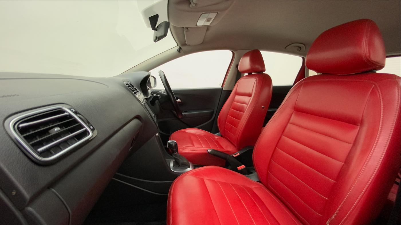 2015 Volkswagen Polo GT TSI AT, Petrol, Automatic, 1,05,518 km, Right Side Front Door Cabin