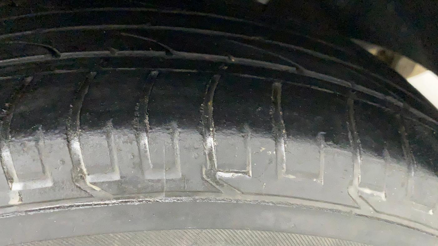 2019 Hyundai Creta SX AT 1.6 PETROL, Petrol, Automatic, 26,003 km, Left Rear Tyre Tread