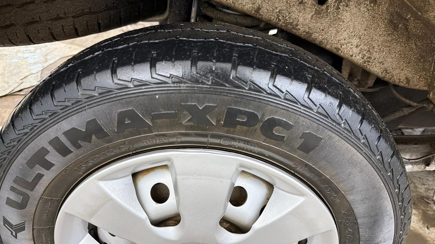 2024 Maruti Eeco 5 Str Ac CNG (O) , CNG, Manual, 27,208 km, Right Rear Tyre Tread