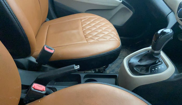 2016 Hyundai Grand i10 ASTA (O) AT 1.2 KAPPA VTVT, CNG, Automatic, 75,556 km, Gear Lever