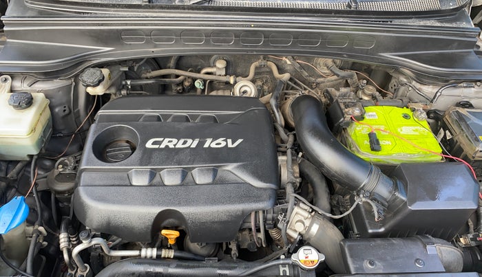 2016 Hyundai Creta SX PLUS 1.6 DIESEL, Diesel, Manual, 82,000 km, Engine View