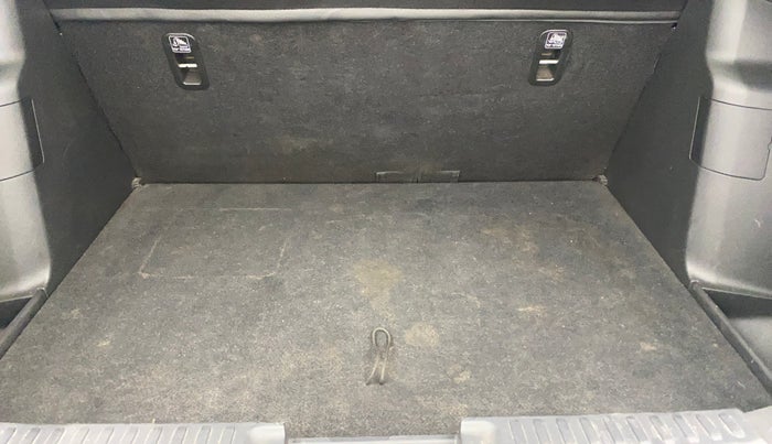 2022 Toyota URBAN CRUISER MID GRADE AT, Petrol, Automatic, 60,307 km, Boot Inside