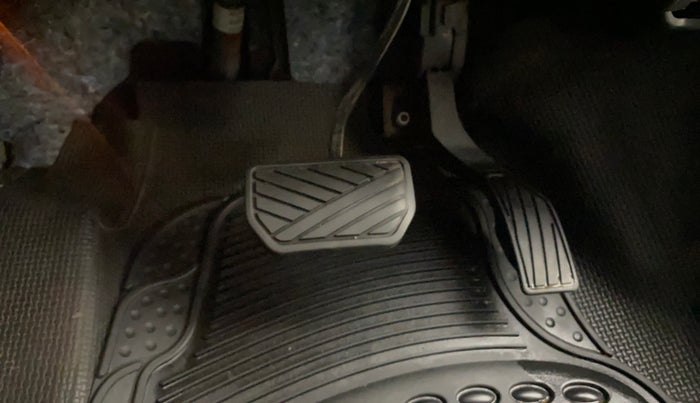 2022 Toyota URBAN CRUISER MID GRADE AT, Petrol, Automatic, 60,307 km, Pedals