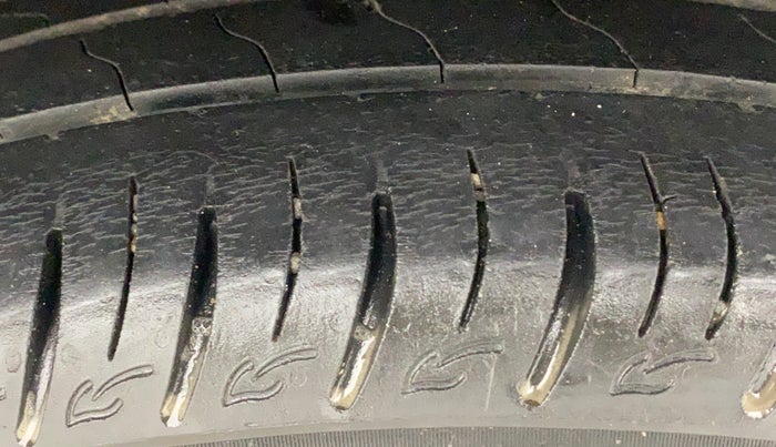 2022 Toyota URBAN CRUISER MID GRADE AT, Petrol, Automatic, 60,307 km, Left Rear Tyre Tread