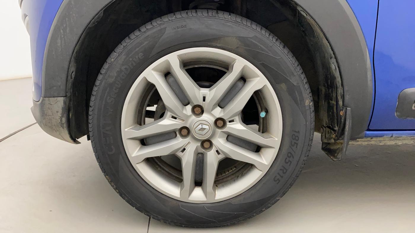 2021 Renault TRIBER RXZ AMT, Petrol, Automatic, 33,241 km, Left Front Wheel
