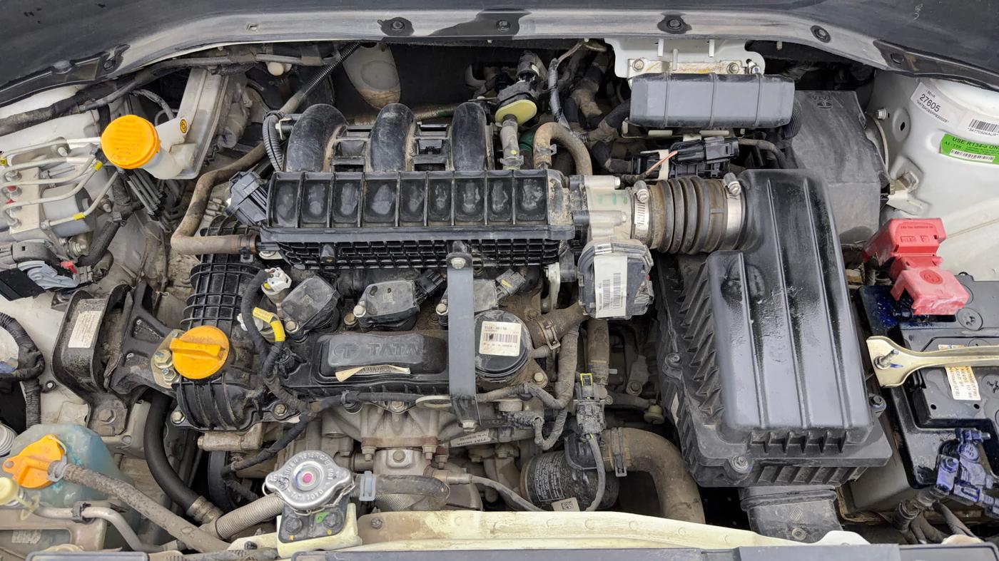 2023 Tata PUNCH ADVENTURE AMT, Petrol, Automatic, 51,819 km, Engine View