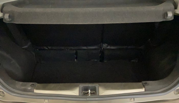 2019 Maruti New Wagon-R VXI (O) 1.0, Petrol, Manual, 31,969 km, Boot Inside