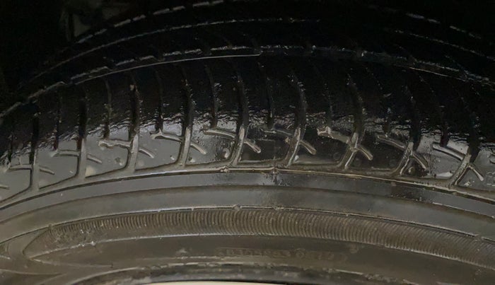 2019 Maruti New Wagon-R VXI (O) 1.0, Petrol, Manual, 31,969 km, Left Front Tyre Tread