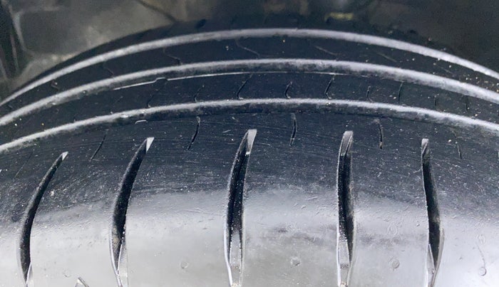 2020 Honda City V MT PETROL, Petrol, Manual, 24,486 km, Left Front Tyre Tread