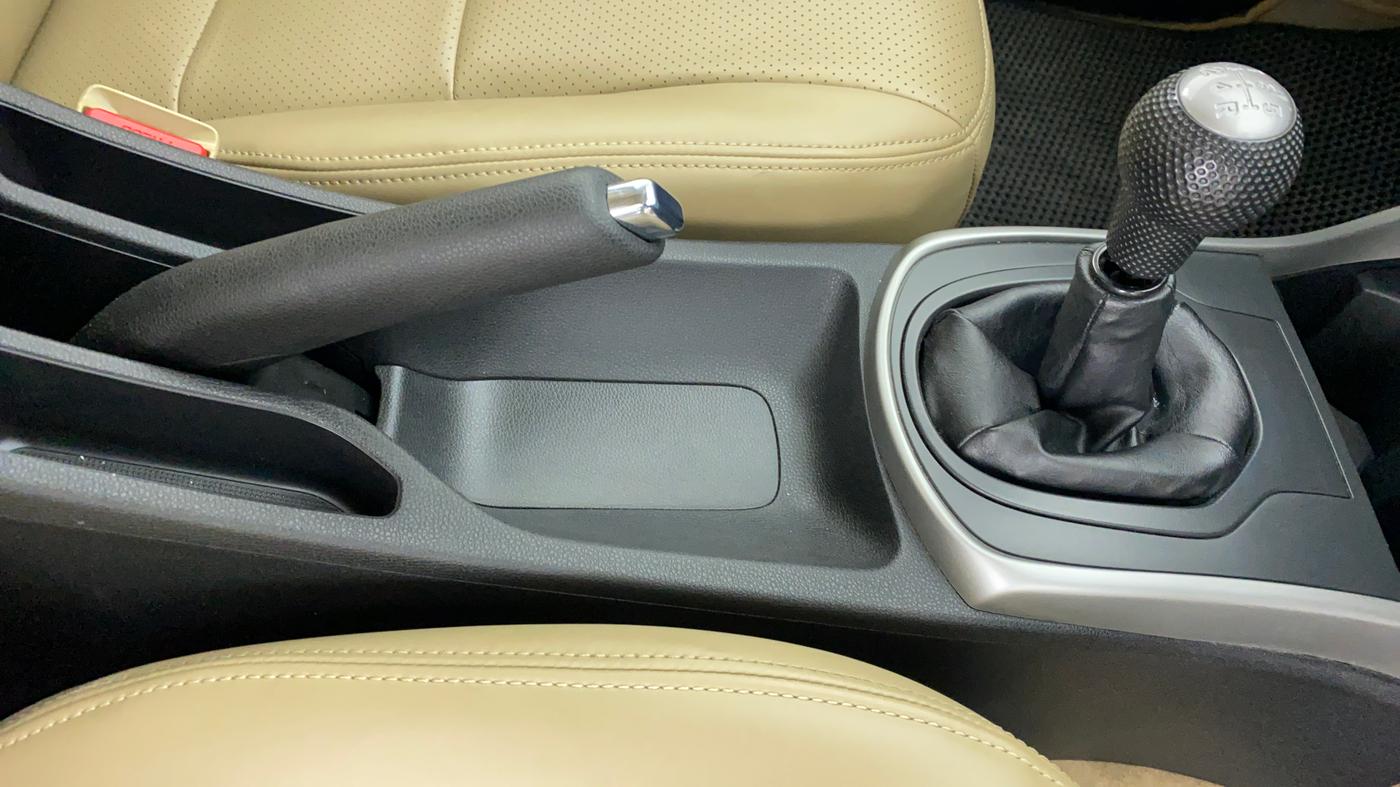 2020 Honda City V MT PETROL, Petrol, Manual, 24,486 km, Gear Lever