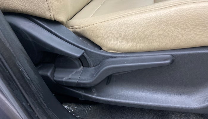 2018 Honda Amaze 1.2L I-VTEC V CVT, Petrol, Automatic, 30,145 km, Driver Side Adjustment Panel