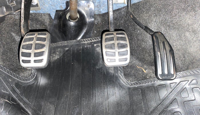 2014 Maruti Alto 800 LXI, Petrol, Manual, 23,584 km, Pedals