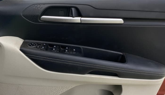 2023 KIA SONET HTX 1.0 DCT, Petrol, Automatic, 14,001 km, Driver Side Door Panels Control