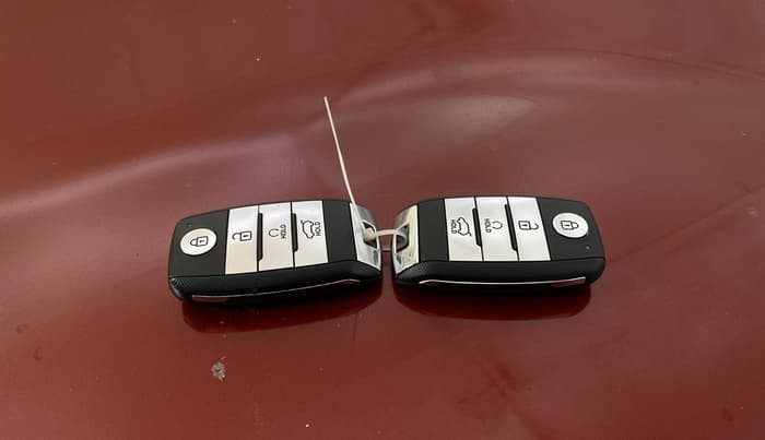 2023 KIA SONET HTX 1.0 DCT, Petrol, Automatic, 14,001 km, Key Close Up