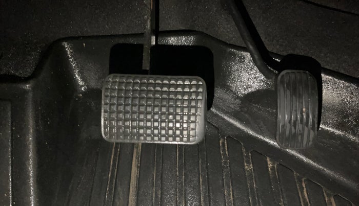 2019 Tata Tiago XZA PETROL, Petrol, Automatic, 90,063 km, Pedals