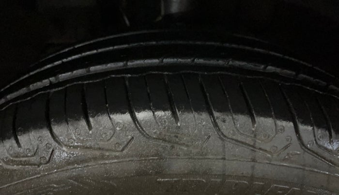 2019 Tata Tiago XZA PETROL, Petrol, Automatic, 90,063 km, Left Front Tyre Tread