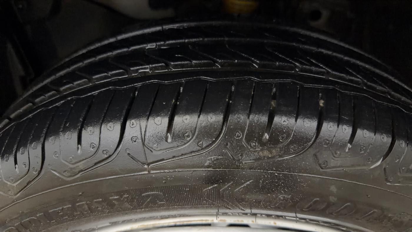 2022 Honda Amaze 1.2L I-VTEC E, Petrol, Manual, 68,688 km, Left Front Tyre Tread