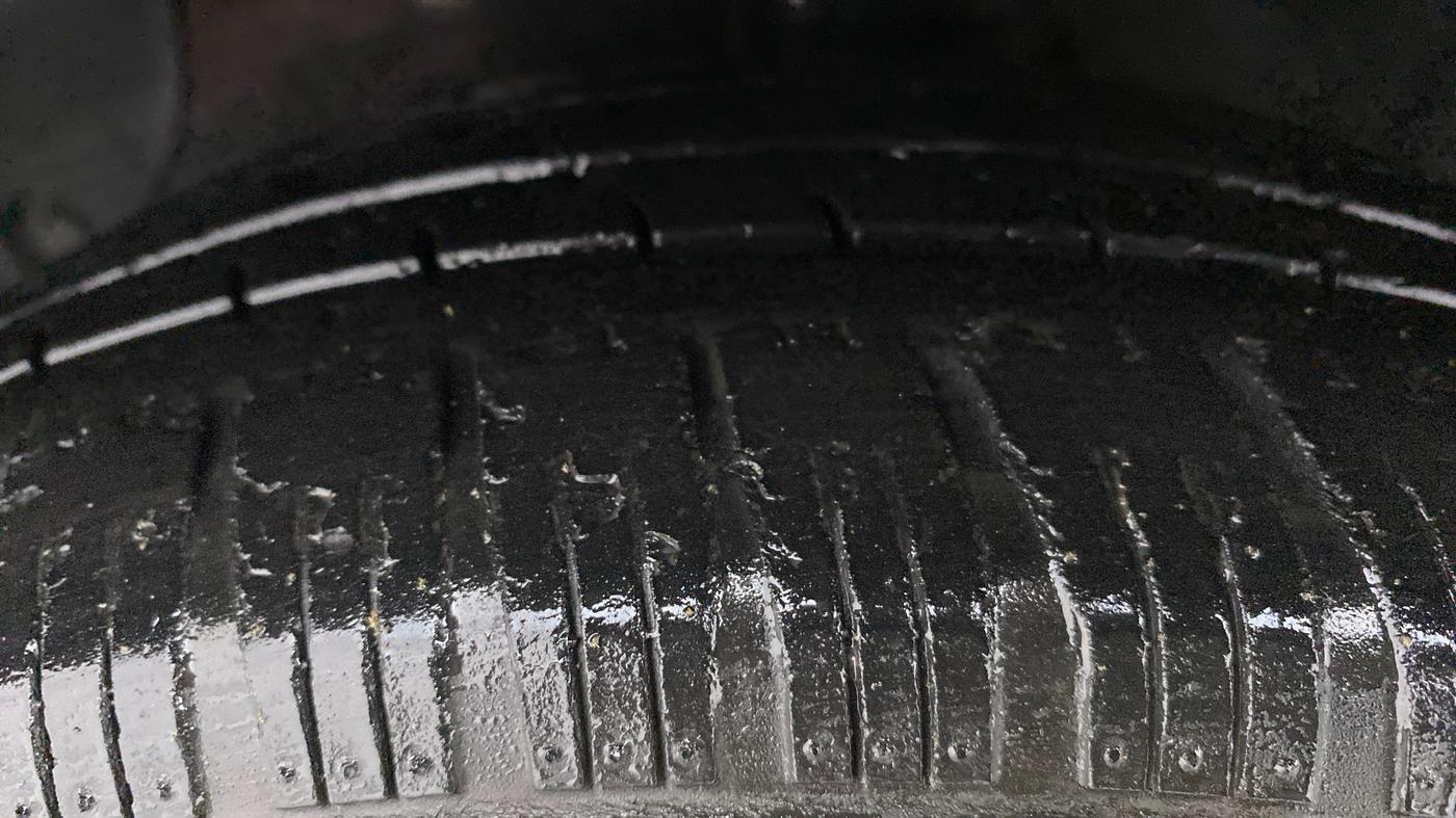 2014 Hyundai Grand i10 ASTA 1.2 VTVT, Petrol, Manual, 33,330 km, Left Front Tyre Tread
