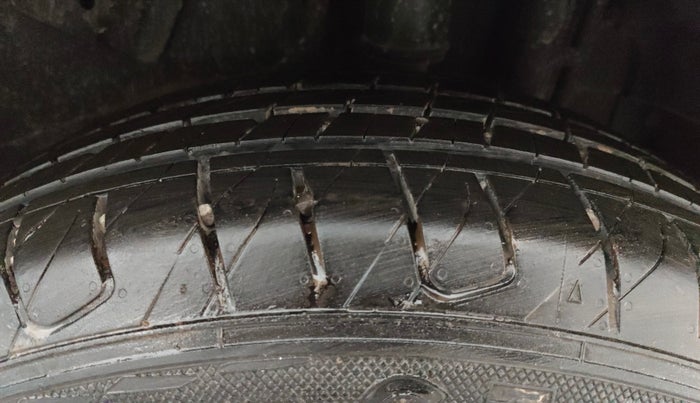 2021 Tata NEXON XZA PLUS SUNROOF PETROL, Petrol, Automatic, 55,708 km, Left Rear Tyre Tread