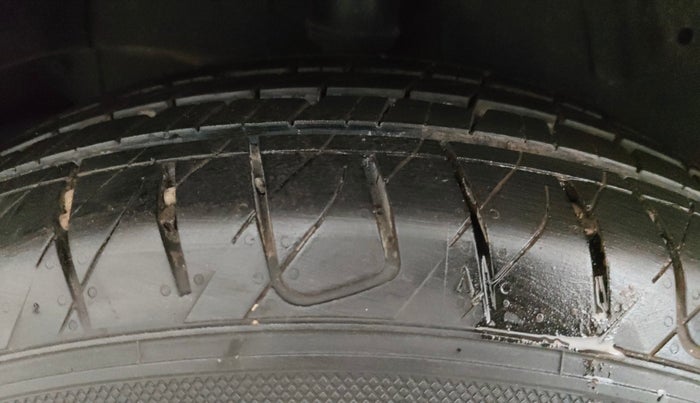 2021 Tata NEXON XZA PLUS SUNROOF PETROL, Petrol, Automatic, 55,708 km, Right Rear Tyre Tread