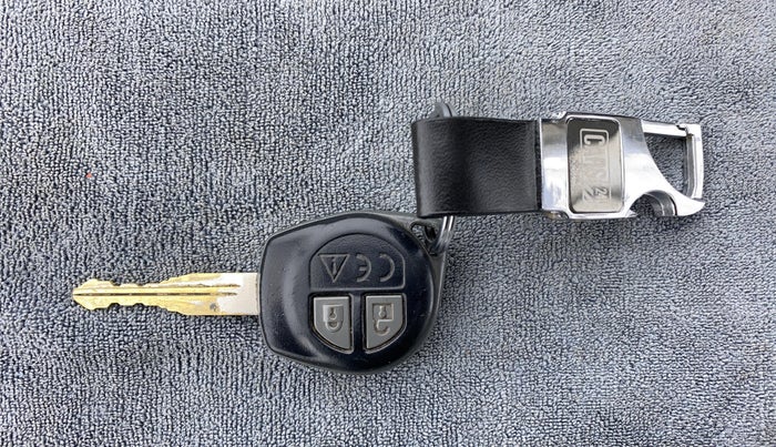 2018 Maruti Swift VXI, Petrol, Manual, 55,483 km, Key Close Up