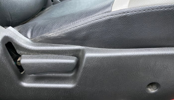 2020 Maruti Alto LXI, Petrol, Manual, 20,664 km, Driver Side Adjustment Panel