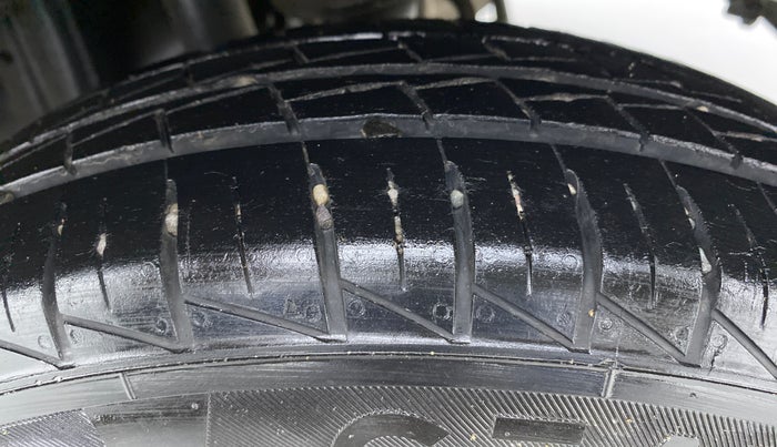 2020 Maruti Alto LXI, Petrol, Manual, 20,664 km, Left Rear Tyre Tread