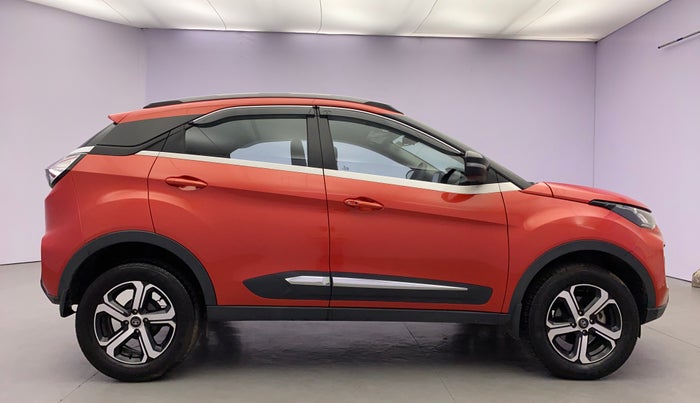 2022 Tata NEXON XZA PLUS DIESEL, Diesel, Automatic, 17,954 km, Right Side View