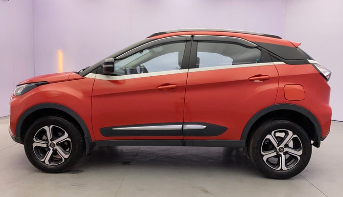 2022 Tata NEXON XZA PLUS DIESEL, Diesel, Automatic, 17,954 km, Left Side