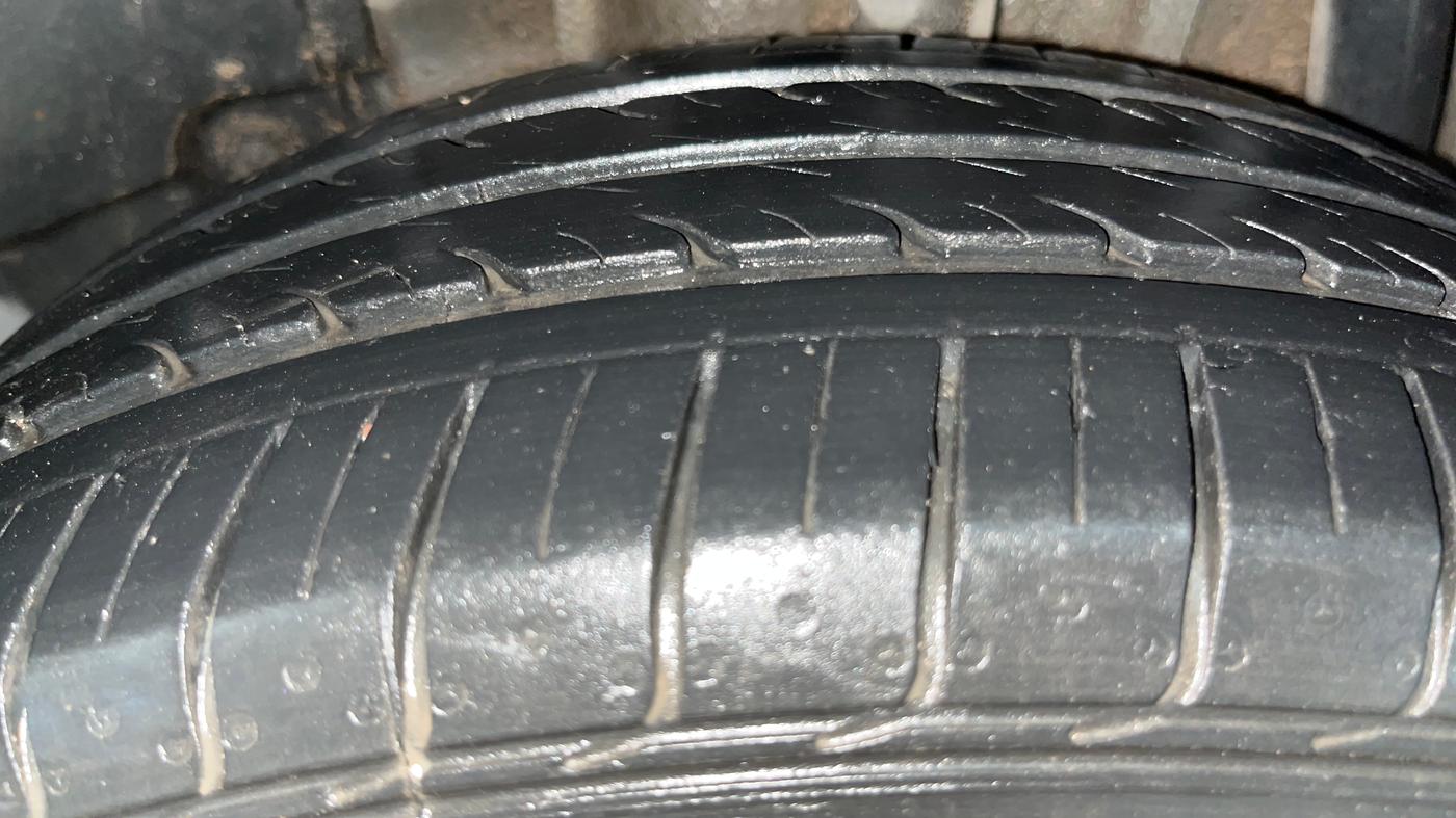 2019 Tata TIGOR XZ PLUS PETROL, Petrol, Manual, 81,357 km, Left Rear Tyre Tread