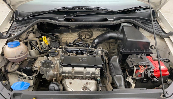 2016 Volkswagen Ameo HIGHLINE1.2L, Petrol, Manual, 32,487 km, Engine View