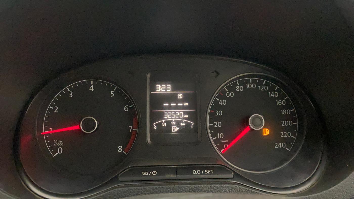 2016 Volkswagen Ameo HIGHLINE1.2L, Petrol, Manual, 32,487 km, Odometer Image