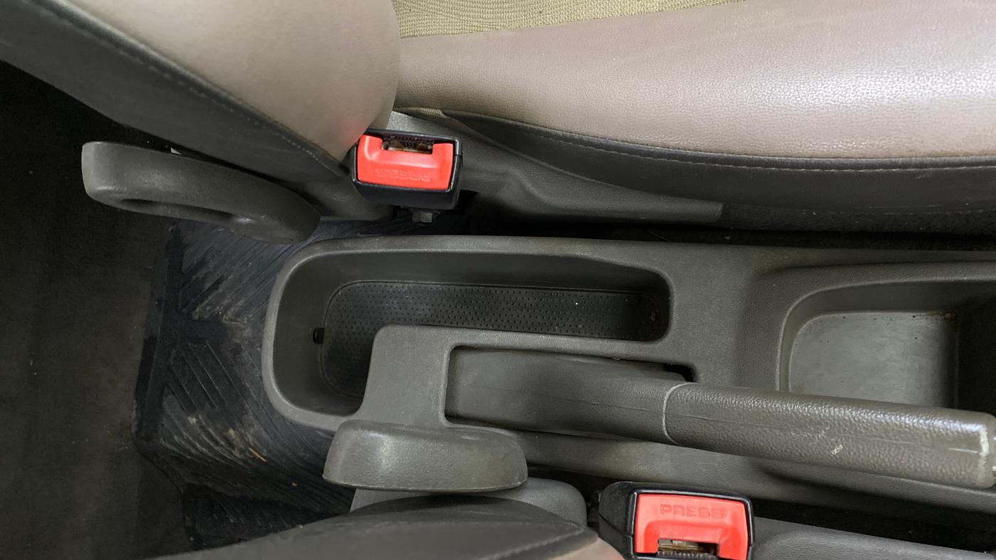 2015 Hyundai i10 ERA 1.1, Petrol, Manual, 36,149 km, Driver Side Adjustment Panel