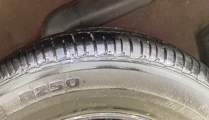 2015 Hyundai i10 ERA 1.1, Petrol, Manual, 8,555 km, Left Rear Tyre Tread