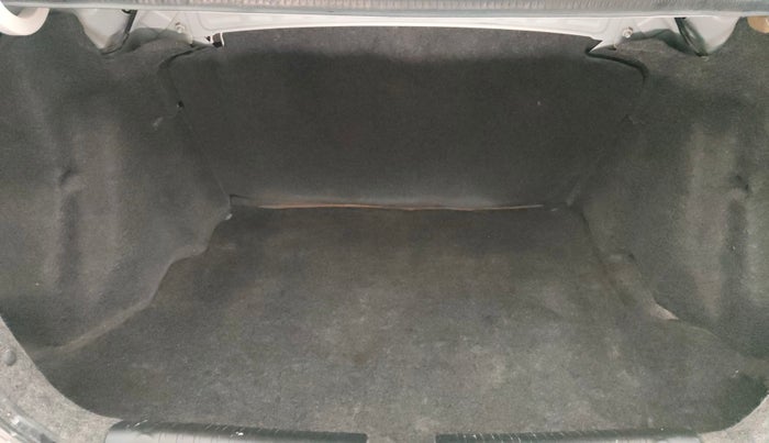 2013 Honda Amaze 1.2L I-VTEC S, Petrol, Manual, 66,924 km, Boot Inside