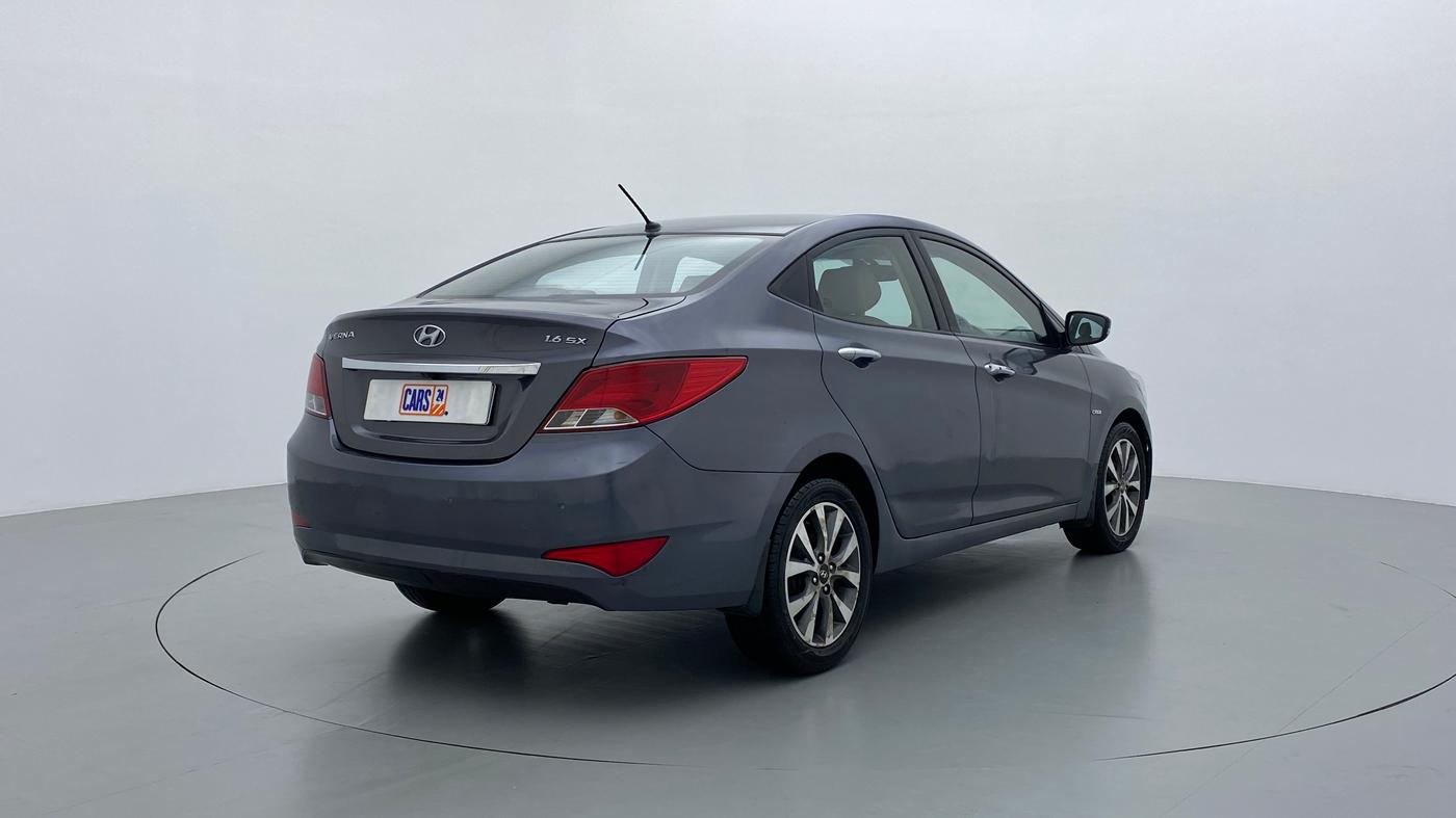 2015 Hyundai Verna FLUIDIC 1.6 SX CRDI, Diesel, Manual, 47,327 km, Right Back Diagonal (45- Degree) View