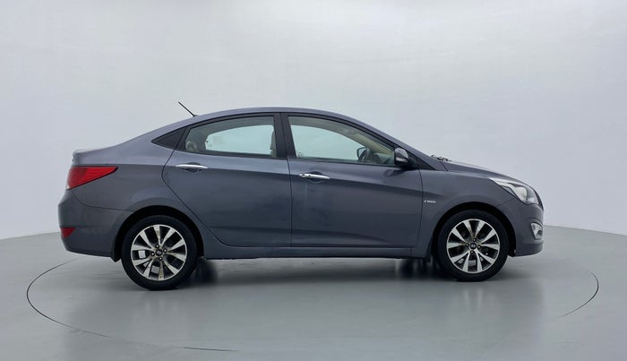 2015 Hyundai Verna FLUIDIC 1.6 SX CRDI, Diesel, Manual, 47,327 km, Right Side View