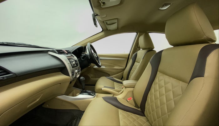2010 Honda City 1.5L I-VTEC V AT, Petrol, Automatic, 95,080 km, Right Side Front Door Cabin