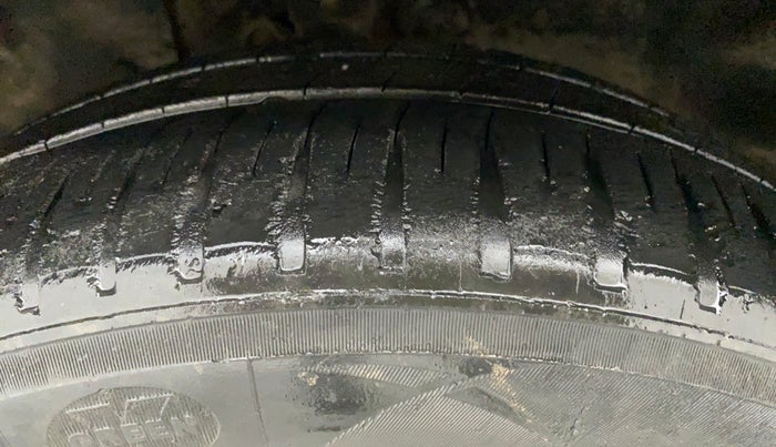2010 Honda City 1.5L I-VTEC V AT, Petrol, Automatic, 95,080 km, Left Front Tyre Tread