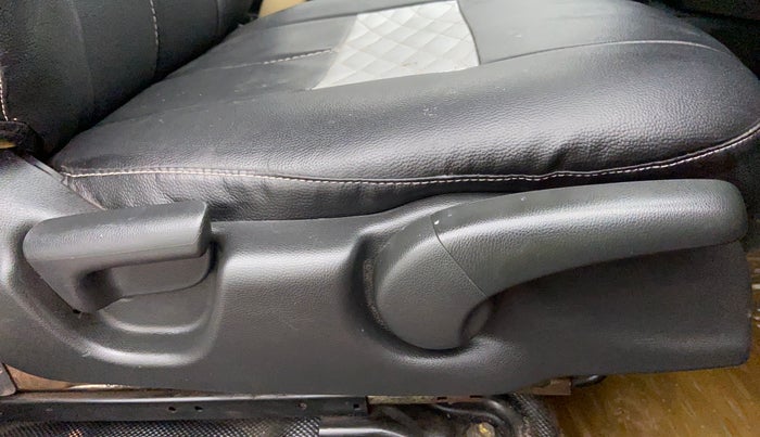 2015 Honda Jazz 1.2 V MT, Petrol, Manual, 49,463 km, Driver Side Adjustment Panel