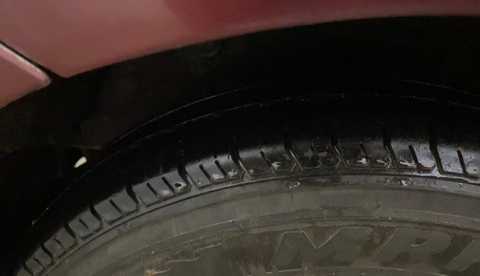 2014 Hyundai i10 SPORTZ 1.1, Petrol, Manual, 53,281 km, Right Rear Tyre Tread