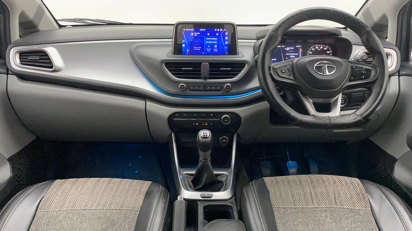 2020 Tata ALTROZ XZ PETROL, Petrol, Manual, 62,096 km, Dashboard