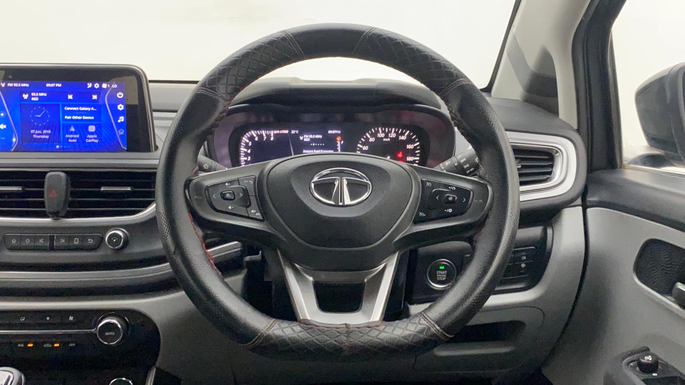 2020 Tata ALTROZ XZ PETROL, Petrol, Manual, 62,096 km, Steering Wheel Close Up