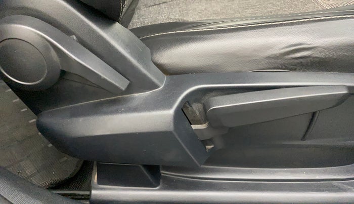 2020 Tata ALTROZ XZ PETROL, Petrol, Manual, 62,096 km, Driver Side Adjustment Panel