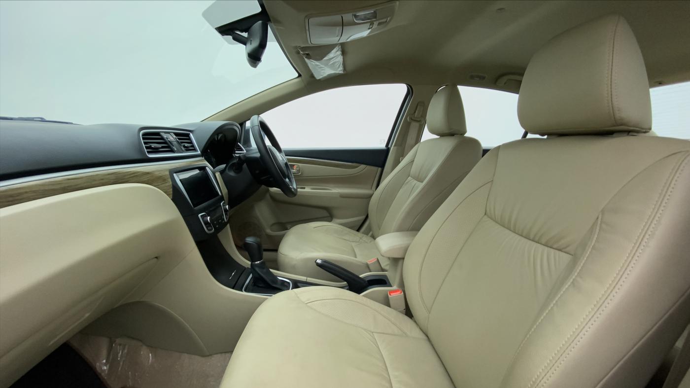 2021 Maruti Ciaz ALPHA 1.5 AT SHVS, Petrol, Automatic, 7,674 km, Right Side Front Door Cabin