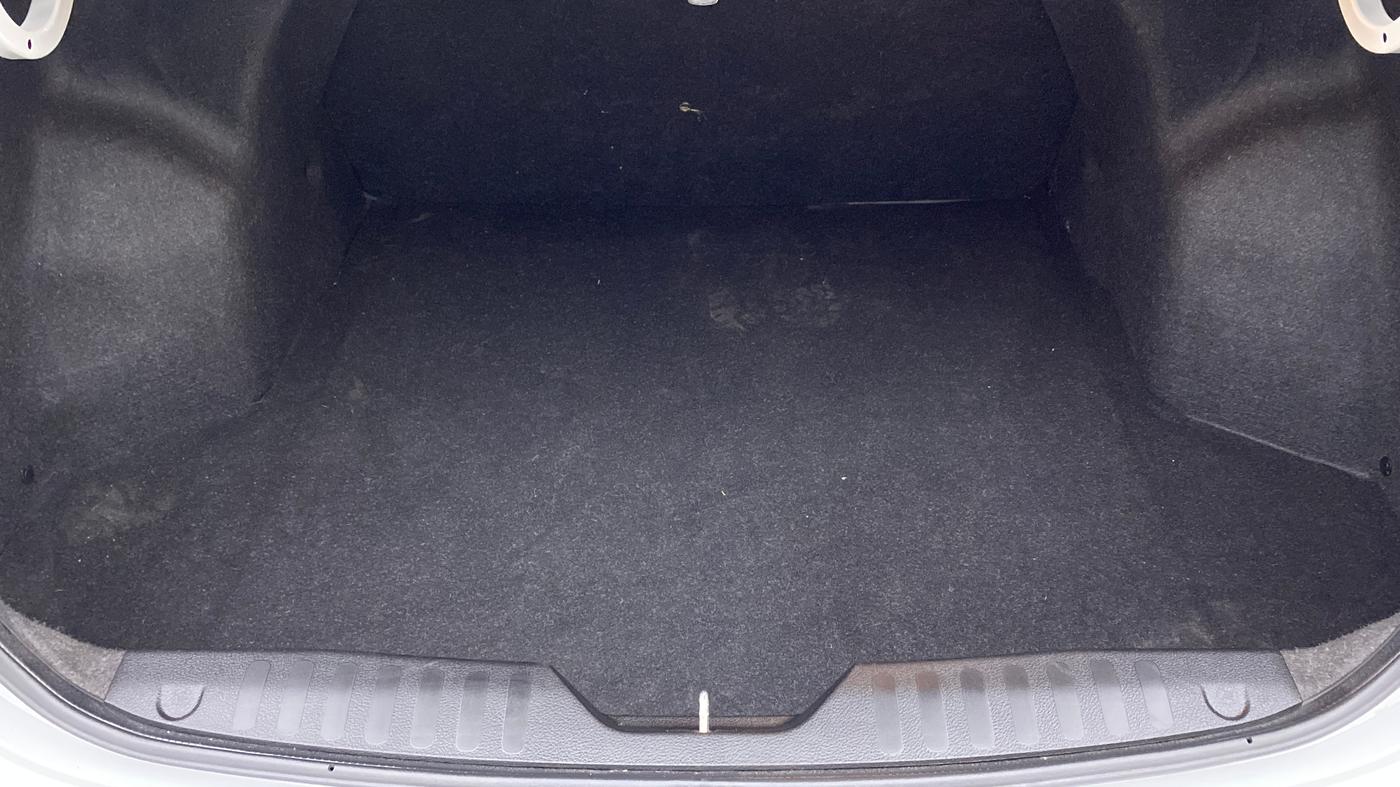 2021 Maruti Ciaz ALPHA 1.5 AT SHVS, Petrol, Automatic, 7,674 km, Boot Inside