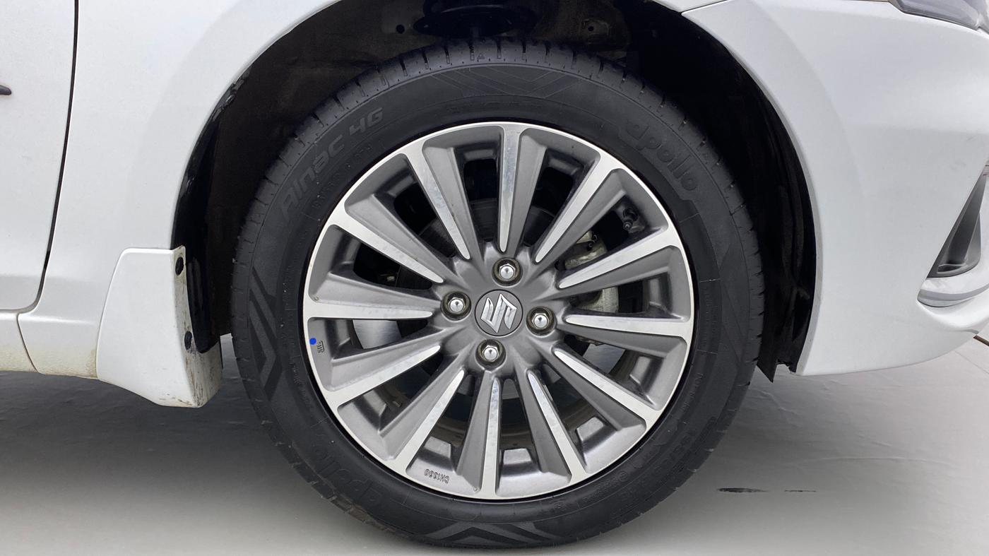 2021 Maruti Ciaz ALPHA 1.5 AT SHVS, Petrol, Automatic, 7,674 km, Right Front Wheel