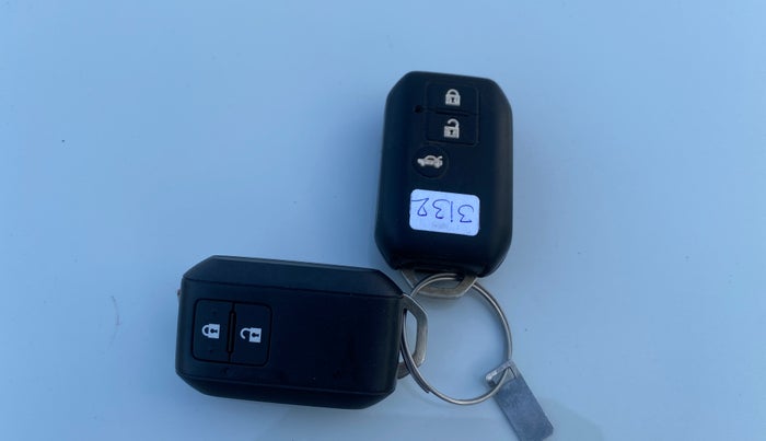 2022 Maruti XL6 ZETA AT, Petrol, Automatic, 55,305 km, Key Close Up