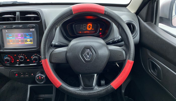 2017 Renault Kwid RXT 1.0 EASY-R AT OPTION, Petrol, Automatic, 13,881 km, Steering Wheel Close Up